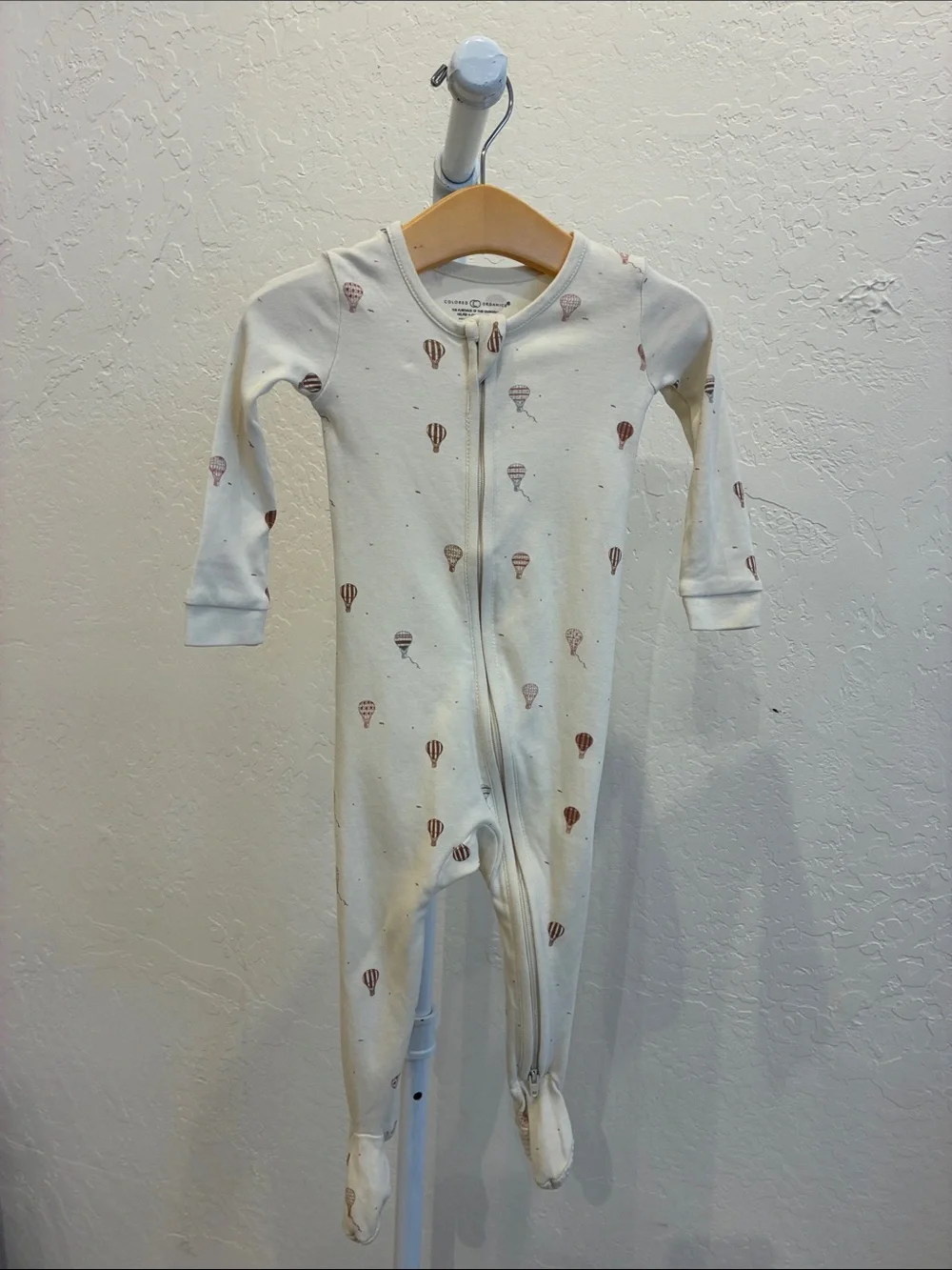 Colored Organics Cream Baby Footed One-Piece with Brown Hot Air Balloon Print